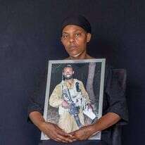 "עמנואל לא אמר לנו שהוא בעזה. הוא אמר לנו 'אני במחשבים'". ממיי ואנדייהו פלקה. | יוסי אלוני