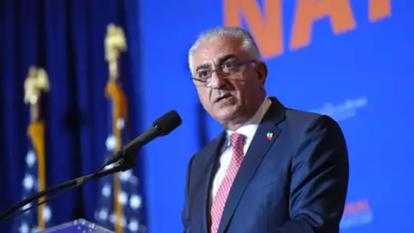 יורש העצר האיראני, רזא כורש עלי פהלווי נואם בוועידה. | מסך מיוטיוב