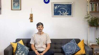 "ברגע של איום קיומי, אנחנו חוזרים למודל המשפחתיות ההישרדותית". ד"ר רותם לשם. | אבישג שאר-ישוב "ברגע של איום קיומי, אנחנו חוזרים למודל המשפחתיות ההישרדותית". ד"ר רותם לשם. | אבישג שאר-ישוב