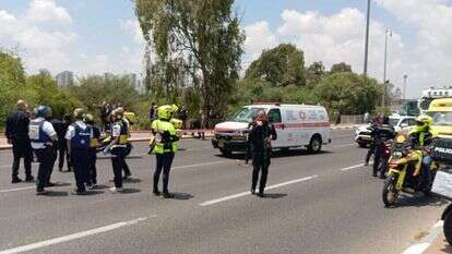 זירת הפיגוע בצומת ניר צבי. | תיעוד מבצעי מד"א