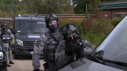 משטרת גרמניה, אילוסטרציה. | מסך מיוטיוב משטרת גרמניה, אילוסטרציה. | מסך מיוטיוב