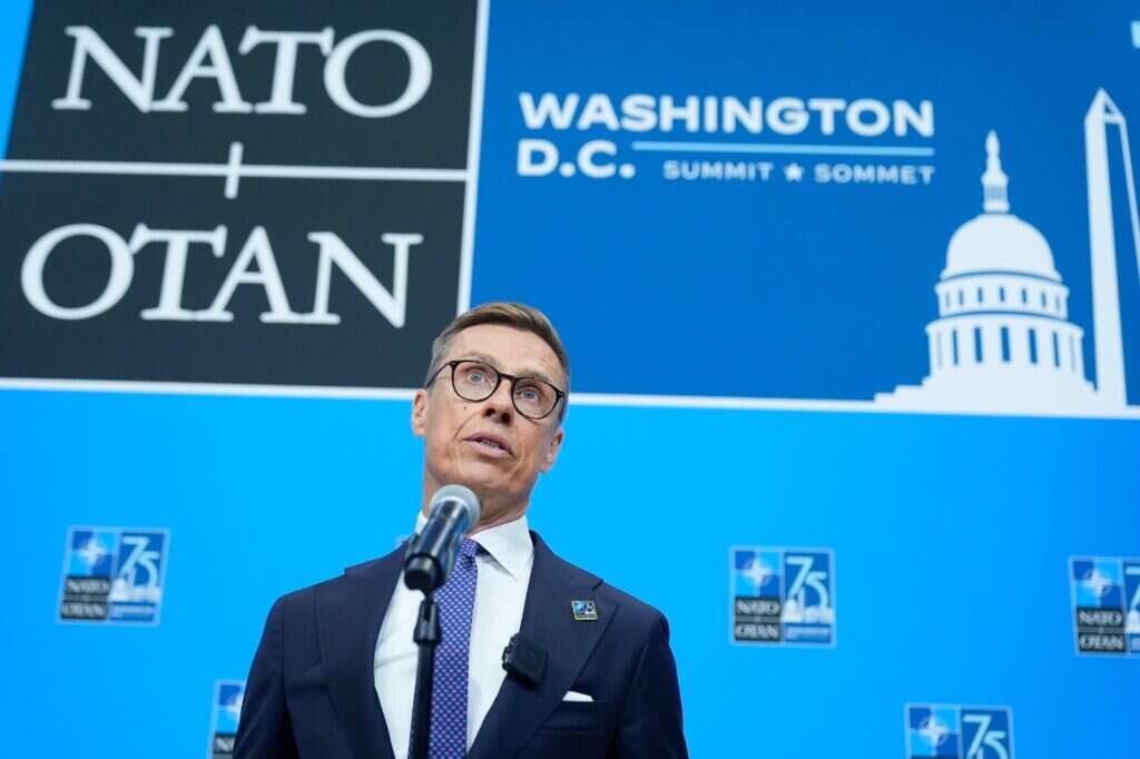 נשיא פינלנד, אלכסנדר סטאב. | Mark Schiefelbein, AP