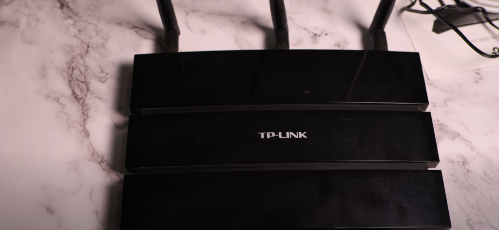 ראוטר, אילוסטרציה. | מסך מיוטיוב