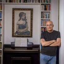 גיל חובב. | אריק סולטן