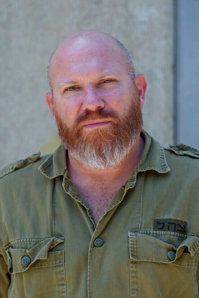 גיל פרטר. | אייל מרגולין - ג׳יני גיל פרטר. | אייל מרגולין - ג׳יני