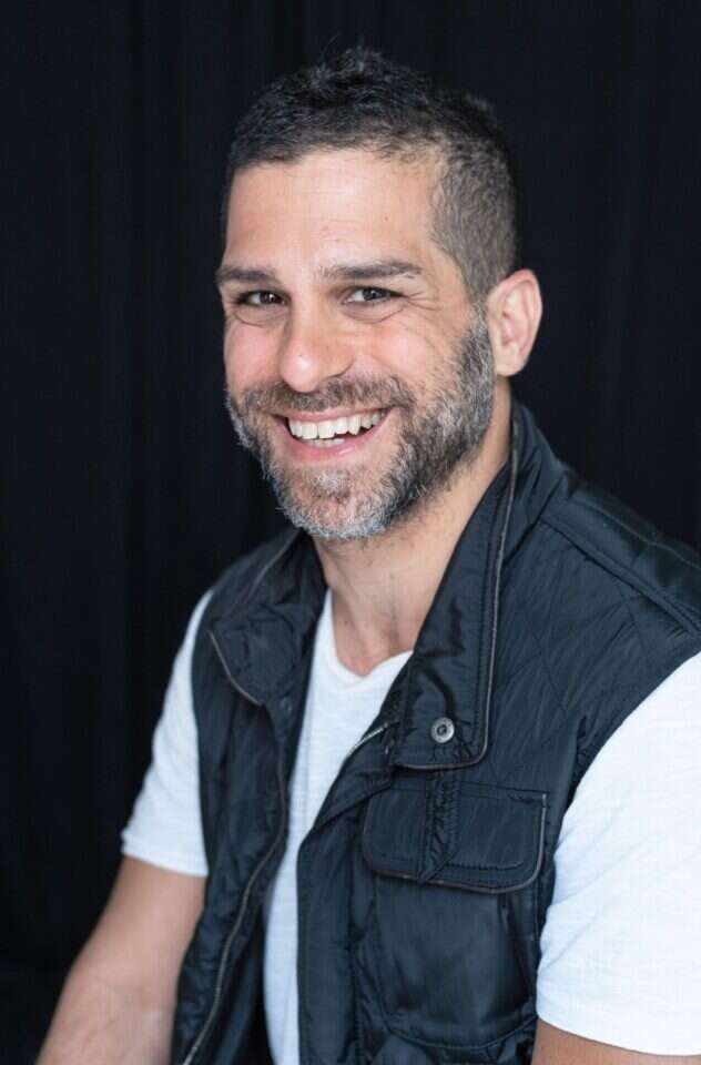 עידו מוסרי - מופע שירי אריק איינשטיין_ | נעם בן גוריון מוסרי