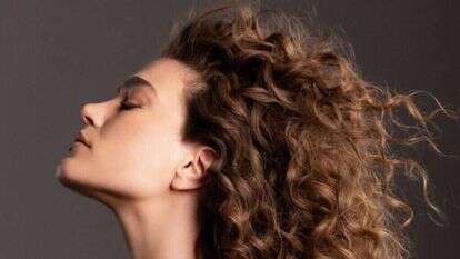 תלתלים לאילן מרגלית. | שי יחזקאל