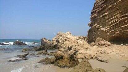 חוף גדור. | צ'ק אין אאוט