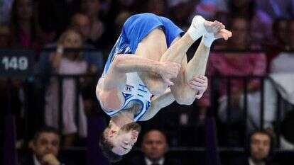 ארטיום דולגופיאט. | EPA