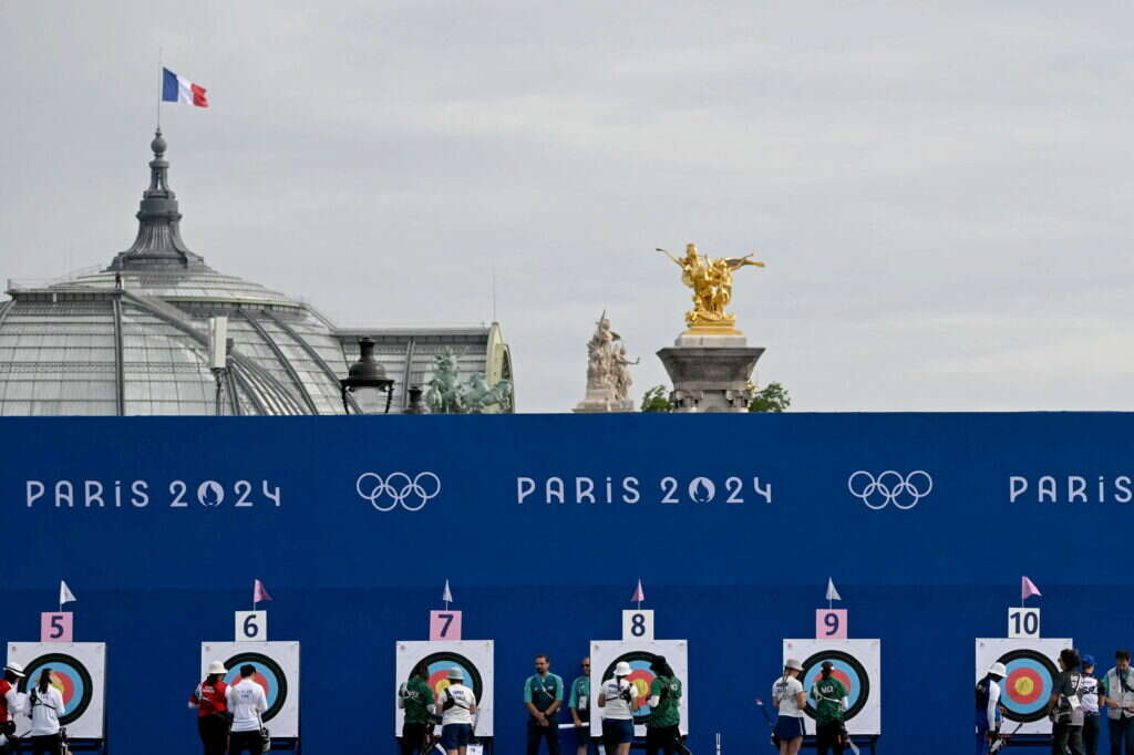 פריז נערכת לאולימפיאדה. | AFP