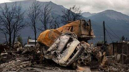 השריפות בעיירה ג'ספר, קנדה. | Amber Bracken/The Canadian Press via AP