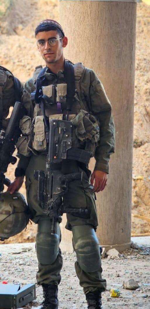יונתן אהרן גרינבלט הי"ד, בן 21 מבית שמש, שנפל בקרב ברפיח. | אתר צה"ל יונתן אהרן גרינבלט הי"ד, בן 21 מבית שמש, שנפל בקרב ברפיח. | אתר צה"ל
