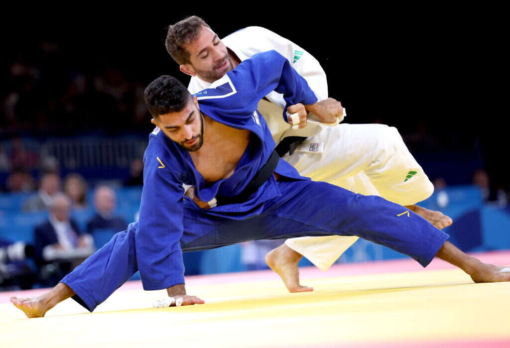 טוהר בוטבול בקרב מול הידייאט היידרוב האזרי. | טוהר בוטבול