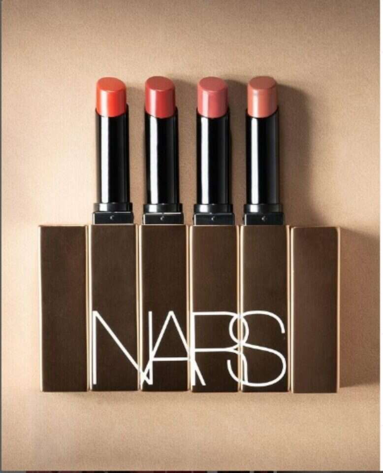 NARS. | יחצ