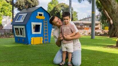 צור איתן לוי. | לירון מולדובן