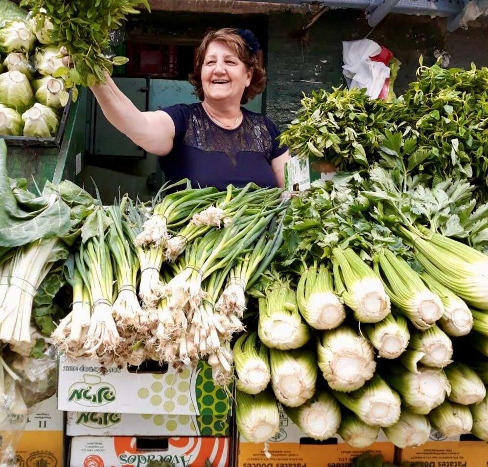 "שולה משתולה". | יח"צ