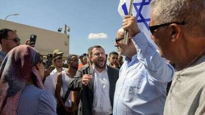 ואטורי ועמיחי אליהו בבסיס שדה תימן | דודו גרינשפן - פלאש 90