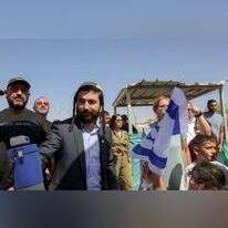 ח"כ צבי סוכות בבסיס שדה־תימן, ביום שני. | דודו גרינשפן, פלאש 90