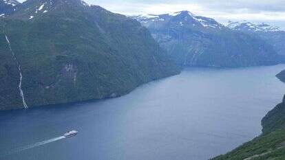 גיירנגר פיורד בנורווגיה, שנמצא בסכנת צונאמי. | Olivier FENIET / AFP גיירנגר פיורד בנורווגיה, שנמצא בסכנת צונאמי. | Olivier FENIET / AFP