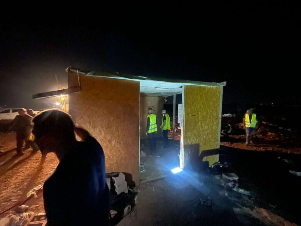 פינוי גבעת צור הראל. | המנהל האזרחי פינוי גבעת צור הראל. | המנהל האזרחי