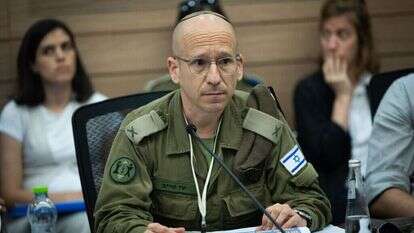 תא"ל שי טייב, ראש חטיבת תכנון ומנהל כוח האדם בצה"ל, בדיון בכנסת. | יונתן זינדל, פלאש 90