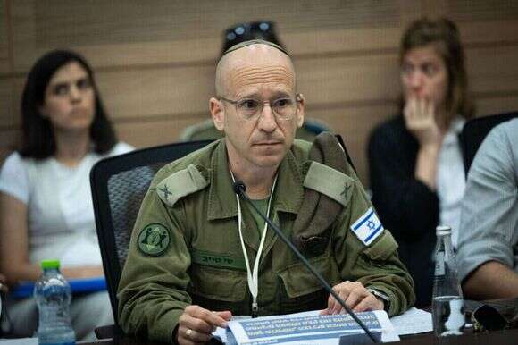 תא"ל שי טייב, ראש חטיבת תכנון ומנהל כוח האדם בצה"ל, בדיון היום בכנסת. | יונתן זינדל, פלאש 90 תא"ל שי טייב, ראש חטיבת תכנון ומנהל כוח האדם בצה"ל, בדיון היום בכנסת. | יונתן זינדל, פלאש 90