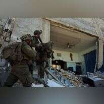 אין צורך להמתין למכה של האויב תחילה. לוחמי חטיבה 401 בלחימה ברפיח, השבוע. | דובר צה"ל