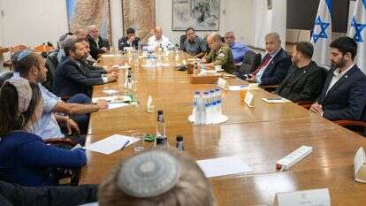 ראש הממשלה בנימין נתניהו בפגישה עם ראשי הרשויות של יהודה ושומרון בקריה בתל אביב. | מעיין טואף / לע״מ