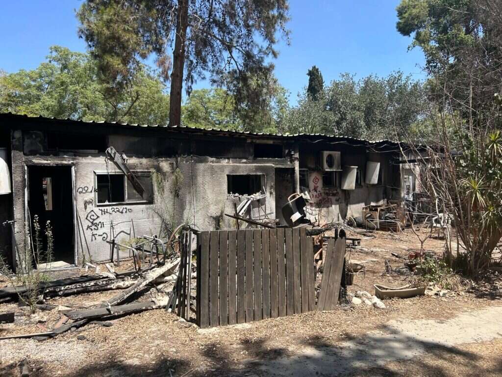 ההרס בניר־עוז | שלום ירושלמי ההרס בניר־עוז | שלום ירושלמי