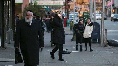 יהודי ברחובות ברוקלין. למצולם אין קשר לכתבה. | נתי שוחט, פלאש 90