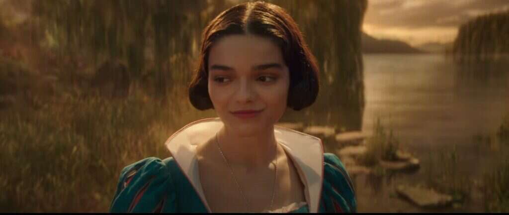 זגלר בדמות שלגייה. | מסך מתוך יוטיוב