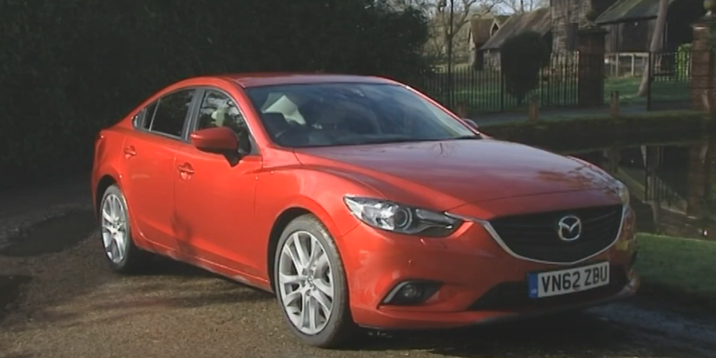 מכונית של מאזדה. | מסך מיוטיוב