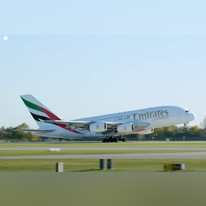 מטוס בשדה התעופה של מינכן. | מסך מיוטיוב