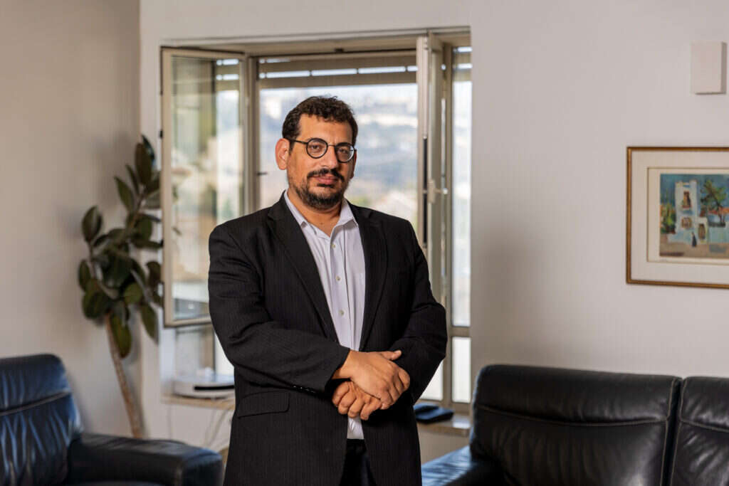 ד"ר בניהו טבילה. | נעמה שטרן