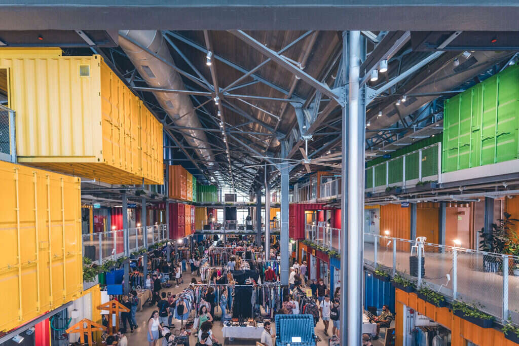 יער המכולות בנמל יפו. | נטע קישנאבסקי