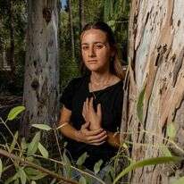 אמונה שוסהיים. | נעמה שטרן