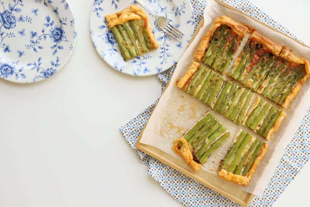 טארט אספרגוס. | אפרת ליכטנשטט