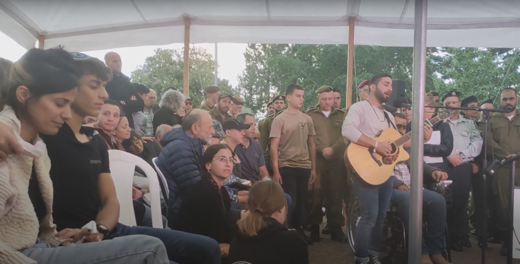 ממשיך את מי שאינם. הולנדר בהלוויית אל"מ יצחק בן–בשט