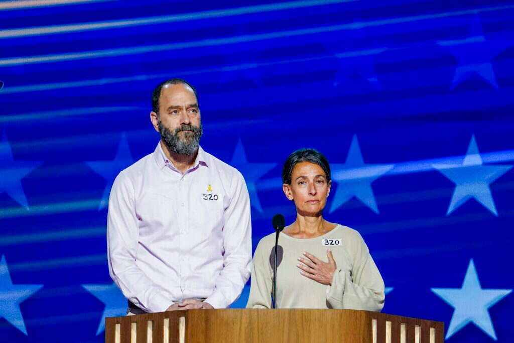 ג'ון ורייצ'ל גולדברג-פולין בוועידה הדמוקרטית בארה"ב. | EPA