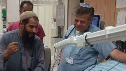 פרחאן קאדי שחולץ בידי כוחות צה"ל, בבית החולים סורוקה. | דוברות סורוקה פרחאן קאדי שחולץ בידי כוחות צה"ל, בבית החולים סורוקה. | דוברות סורוקה