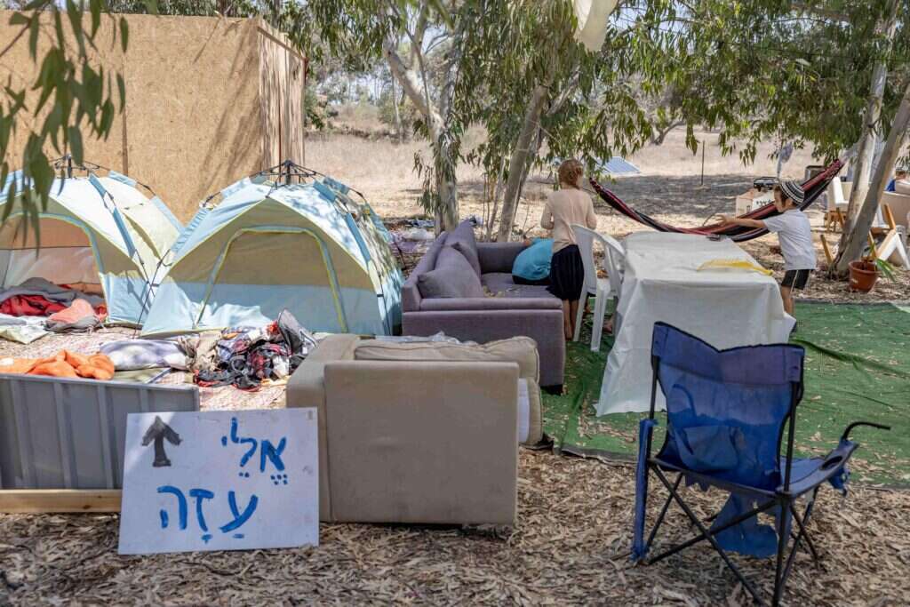 "בינתיים זה סוג של מאהל מחאה, כי הוא עוד לא נמצא בתוך עזה". משפחת מלמד. | נעמה שטרן