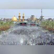 עולי רגל שיעים מציינים את ה"ארבעין" במקדש האימאם חוסיין בעיר כרבלא שבעיראק, בשבוע שעבר. | אי.פי.איי