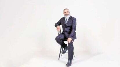 צבי יחזקאלי. | אריק סולטן