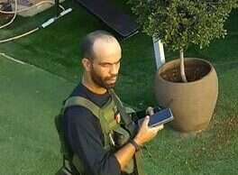 ואדיה בחצר משפחת תעסה. | דובר צה"ל ואדיה בחצר משפחת תעסה. | דובר צה"ל