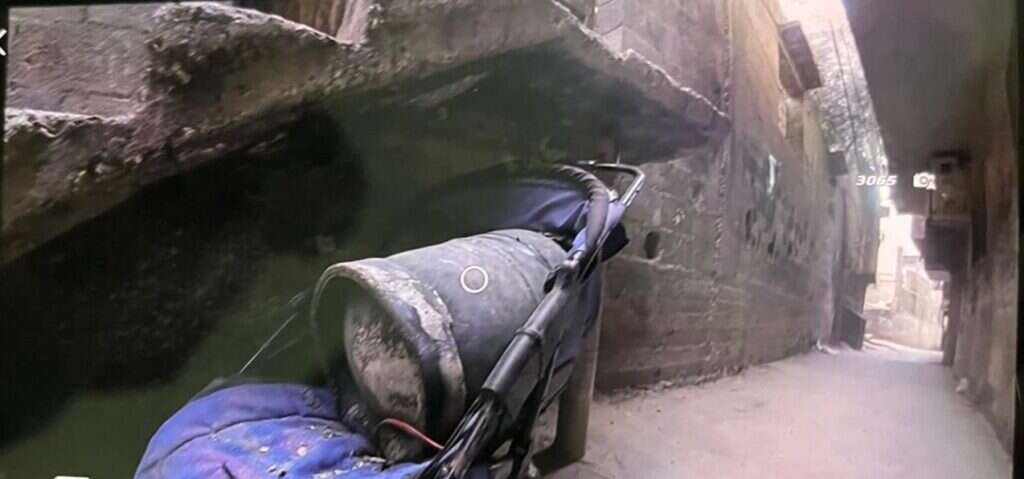 מטען בעגלת ילדים. | דו"צ מטען בעגלת ילדים. | דו"צ