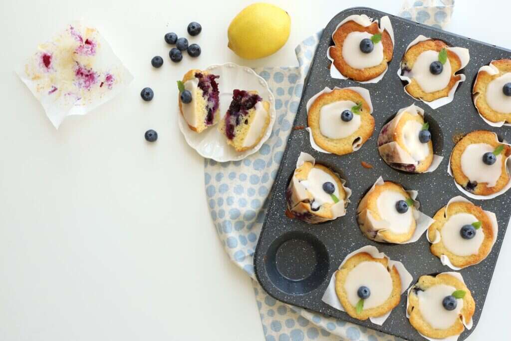 מאפינס לימון ואוכמניות. | אפרת ליכטנשטט