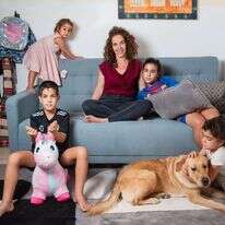 משפחת טחן, קיבוץ העוגן. | אביטל הירש