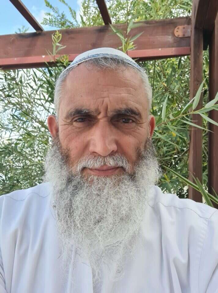 אליהו אמדדי, רבש"ץ כרמי־צור אליהו אמדדי, רבש"ץ כרמי־צור