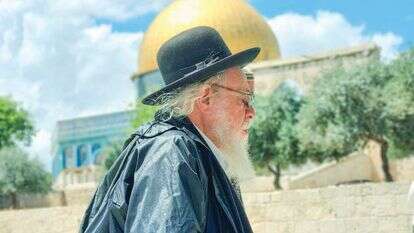 הרב ברנד בהר הבית. | אלקנה וולפסון