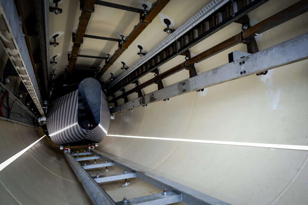 מערכת ההייפרלופ האירופית. | AFP